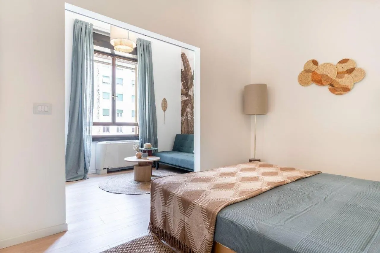 Tropical And New Flat In Porta Venezia By Easylife Apartment Milan Italy